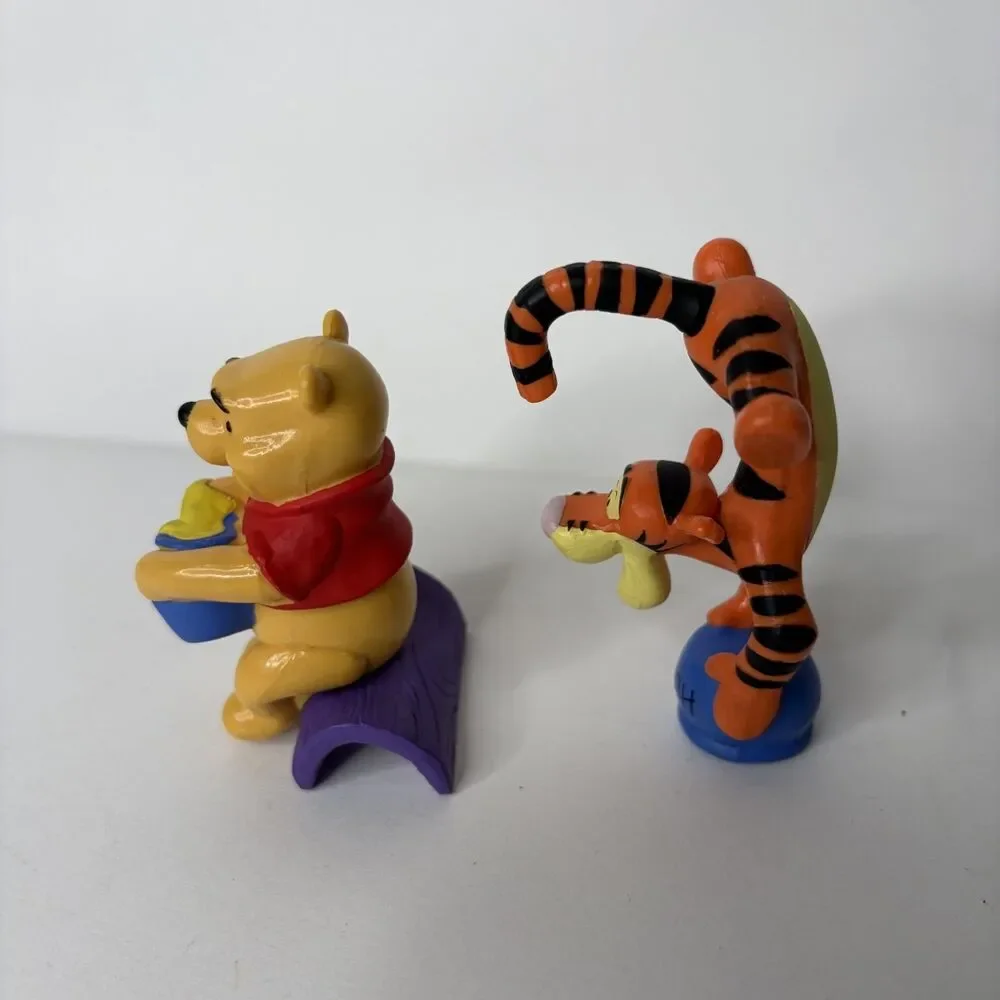 Disney Decopac Cake Topper Winnie The Pooh Tigger Eating Honey Set of 2